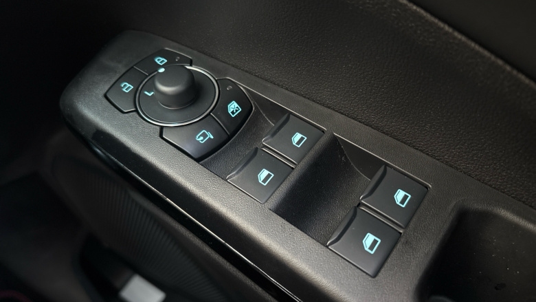 Ford Puma 1.0 EcoBoost Hybrid mHEV ST-Line 5dr Petrol Hatchback